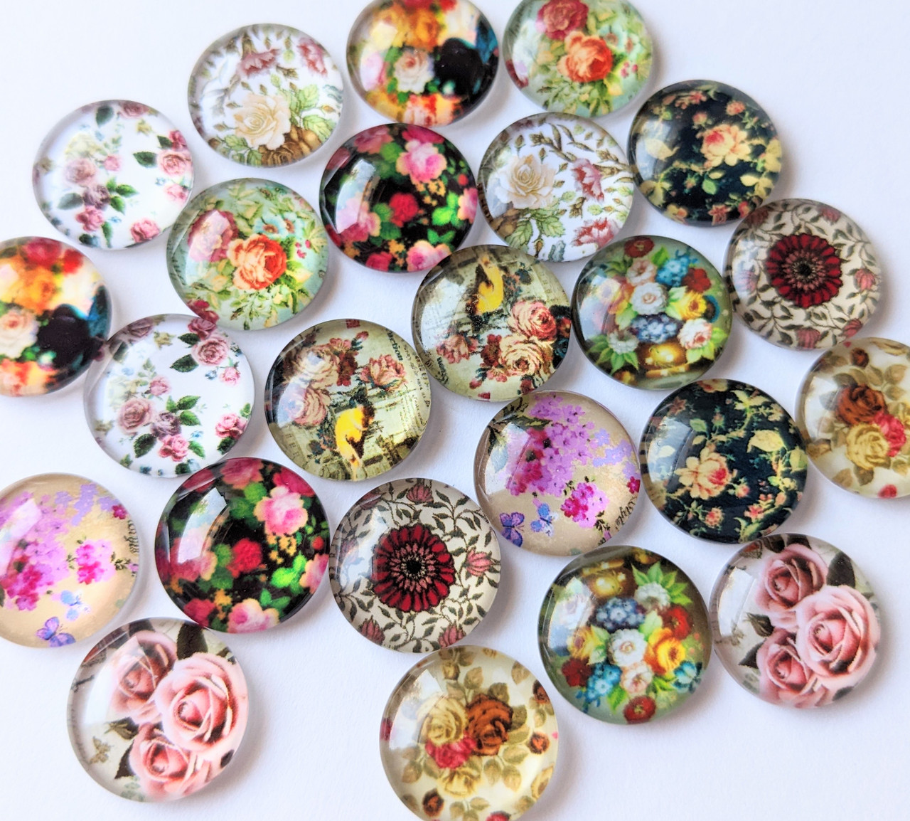 24 Fancy Floral 16mm Round Glass Cabochons