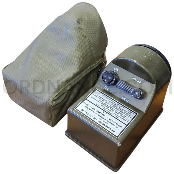 Radiacmeter IM-174A/PD Gamma Survey Meter with CY-2446/PD Carrying Case