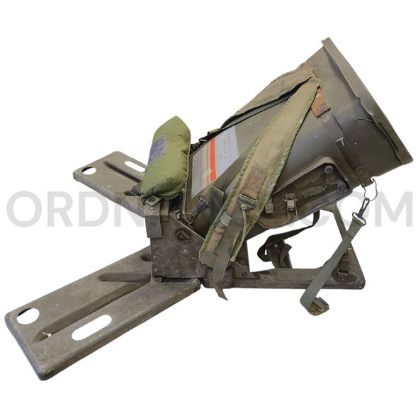 35mm E8 Tactical Chlorobenzalmalononitrile (CS) Gas Launcher