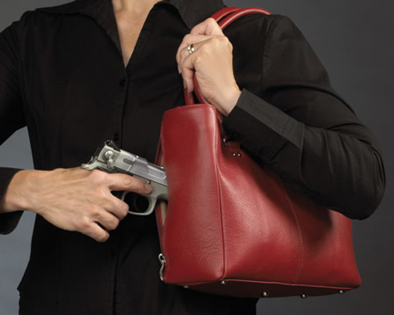 Embroidered Purse Brings Beauty to Concealed Carry