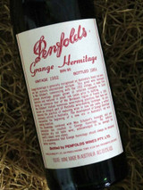 [SOLD-OUT] Penfolds Grange 1982 (Very High Shoulder Level)