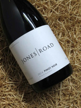 [SOLD-OUT] Jones Road Pinot Noir 2014