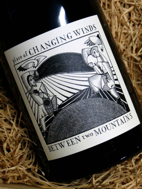 [SOLD-OUT] Place of Changing Winds Between Two Mountains Pinot Noir 2019