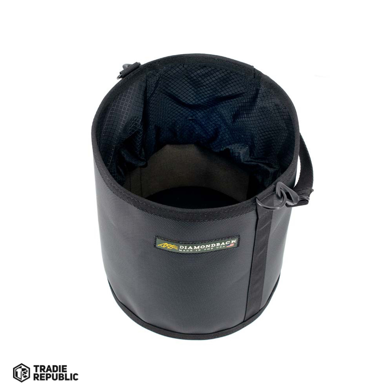 DB8-10 Diamondback Skopa Bucket w/Drawstring Closure