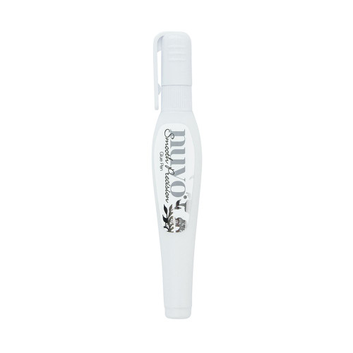 Nuvo • Smooth precision glue pen