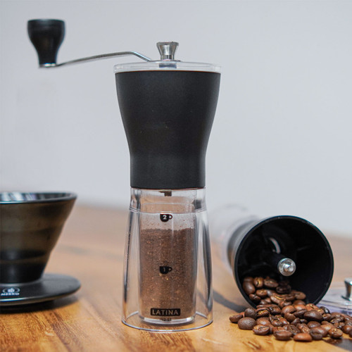 LAtina Slimo handy grinder + 1 set Extra Ceramic Burrs 