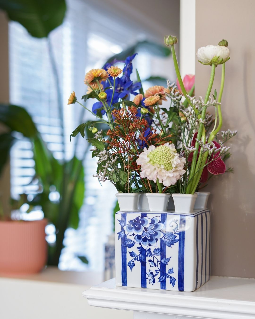 Tulip Vase Square Fair Florals | Delft blue | Heinen Delfts Blauw