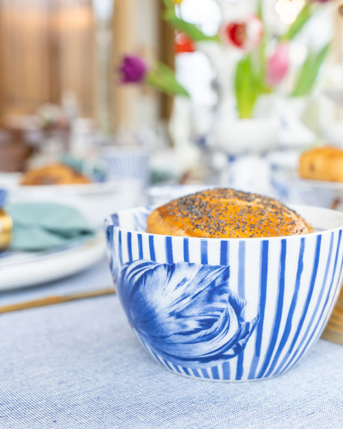 Porseleinen tulpen schaal