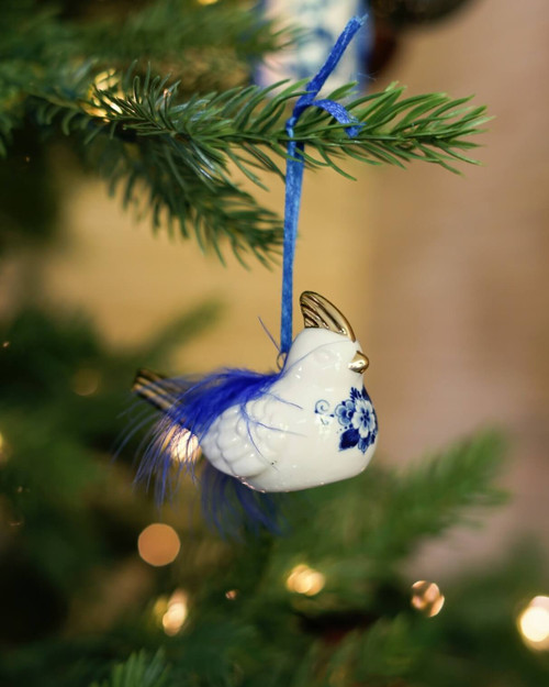 Kerstornament haantje met veer - Keramiek - 5 cm