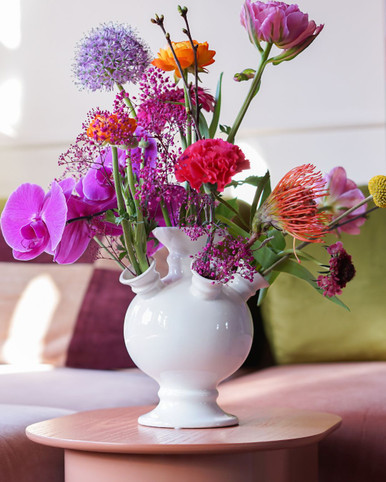 Tulpenvaas op voet -  Wit - Keramiek - 22 cm