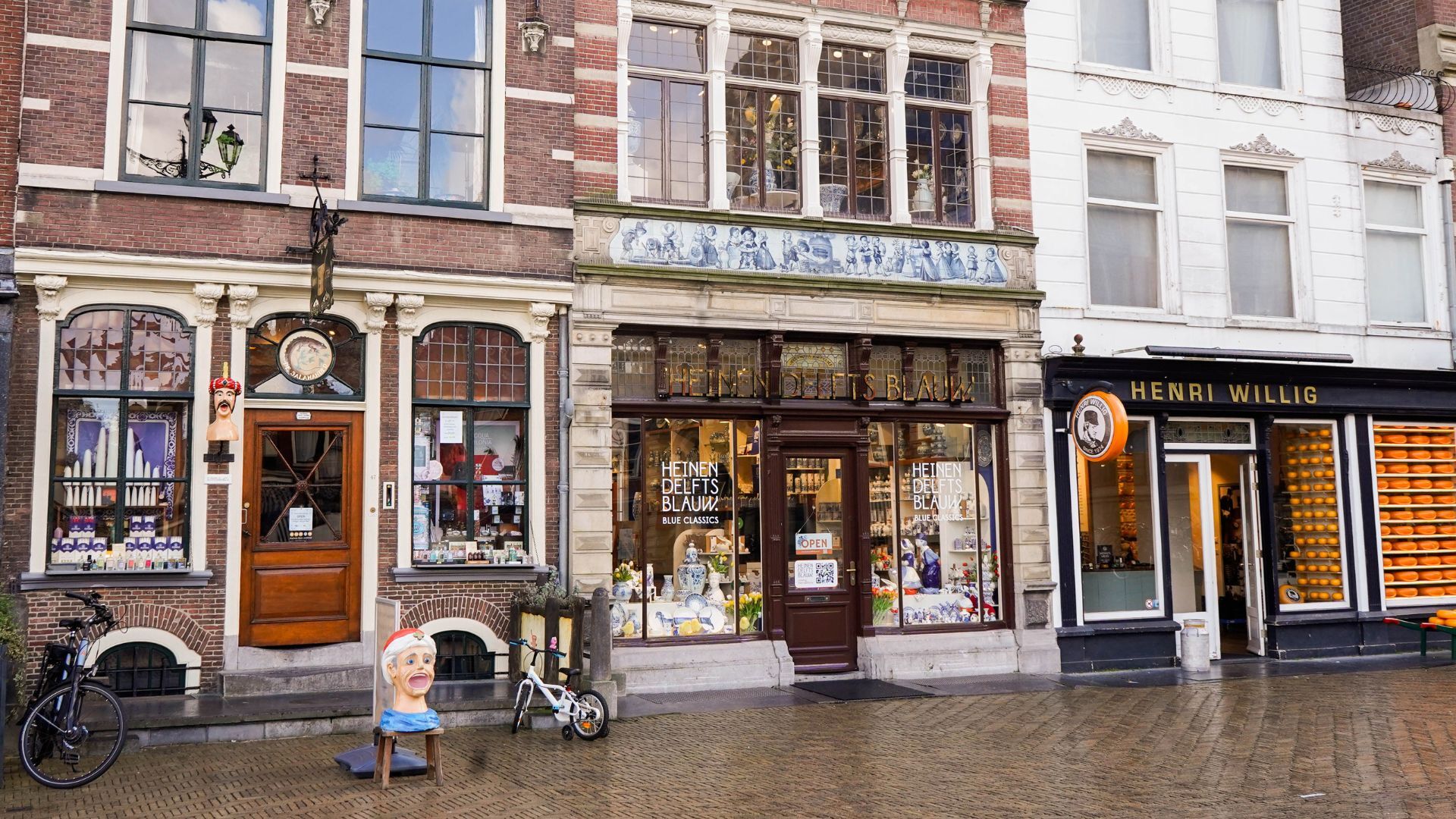 Winkelmedewerker Delft