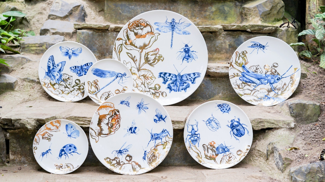 New wall plates with insects!