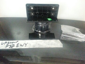 SCEPTRE TV Stand / Base 51.2332180000002 (Screws Included