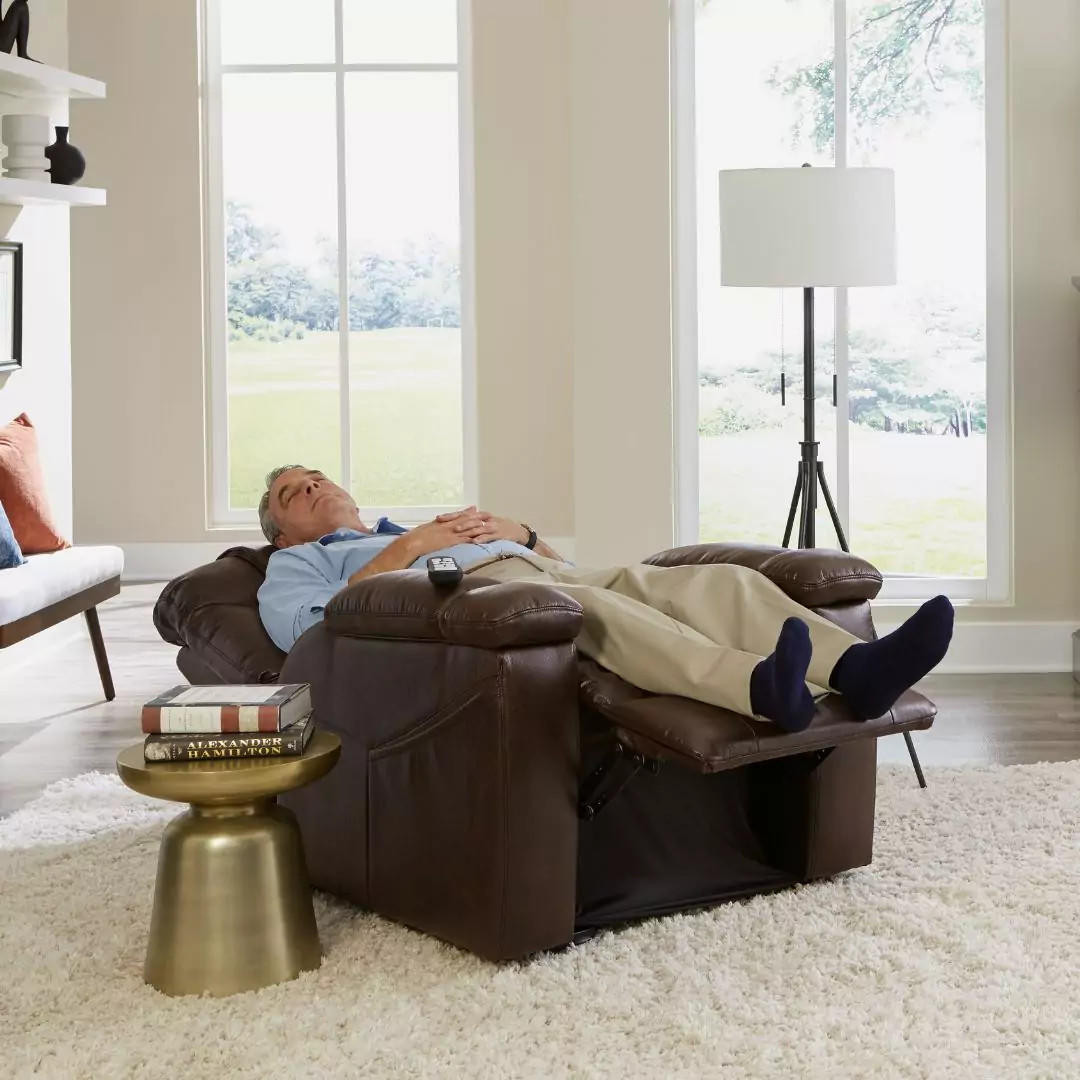 Rhea PR442 Golden Lift Chair | Mobility Masters