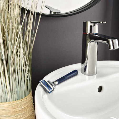 King C. Gillette Neck Razor