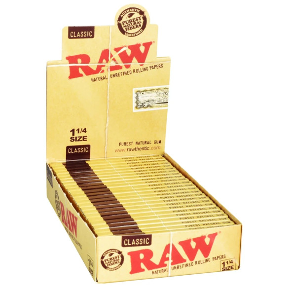 1¼" RAW Classic Unbleached Rolling Papers