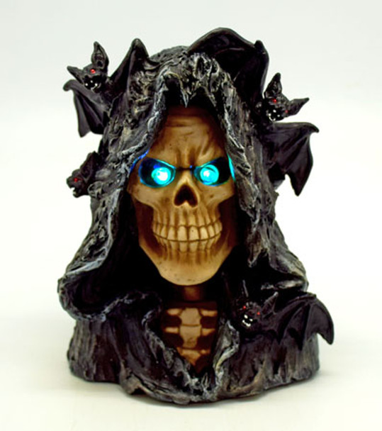 Statue with LED Color Changing Eyes - 6.5"