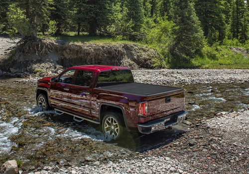 Retrax ONE MX Tonneau Cover Ford F-150 5.5 ft Bed 2021-2024 Matte Polycarbonate