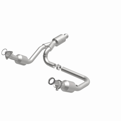 MagnaFlow Grade Direct-Fit Catalytic Converter 52642 for Chevy Silverado
