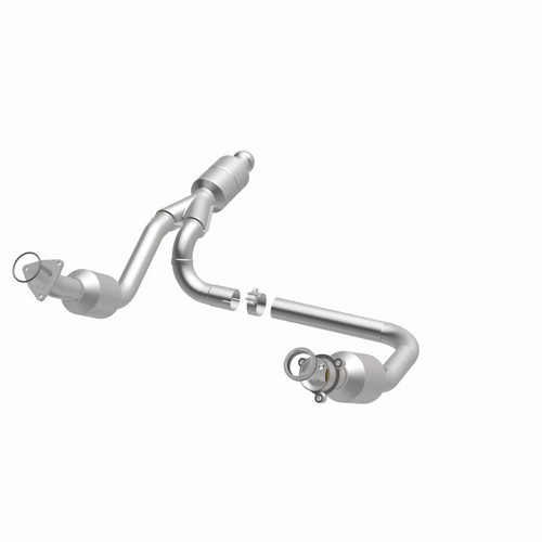 MagnaFlow Grade Direct-Fit Catalytic Converter 52642 for Chevy Silverado