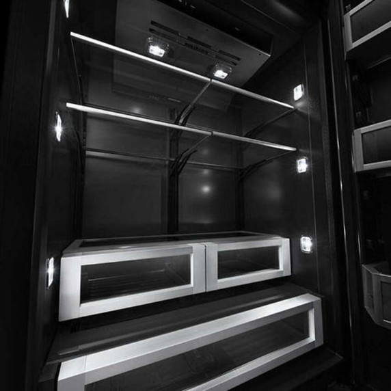 Jenn-Air® 36” Fully Integrated Built-In Bottom-Freezer Refrigerator (Right-Hand Door Swing) JB36NXFXRE