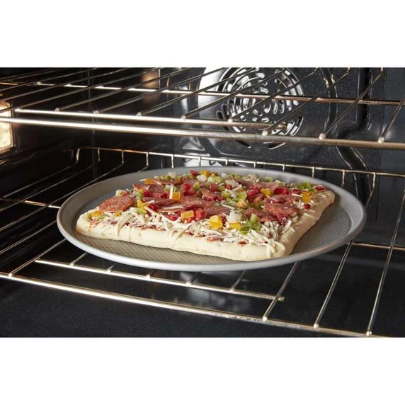 Whirlpool® 4.3 Cu. Ft. Single Wall Oven with Air Fry When Connected WOES5027LZ