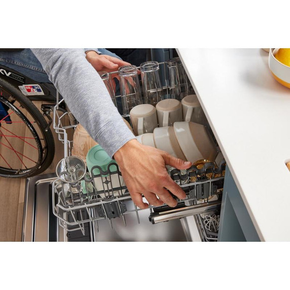 Whirlpool® 44 dBA Dishwasher Flush with Cabinets with 3rd Rack WDT550SAPB