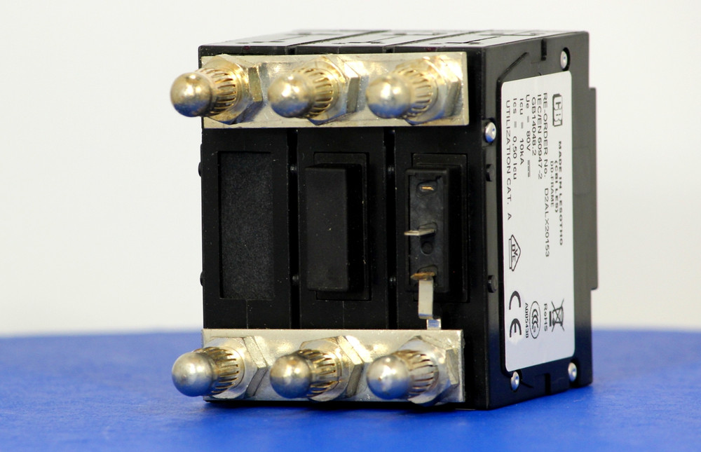 D2ALX20153 (3 Pole, 250A, 80VDC, Plug-In Terminals, Series Mid-Trip w/alarm, UL Listed (UL 489))