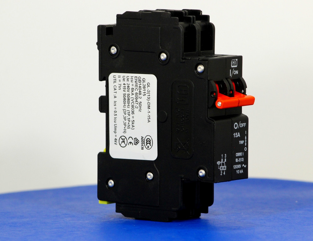 QL28115 (2 Pole, 15A, 120/240VAC; 240VAC, UL Listed (UL 489))