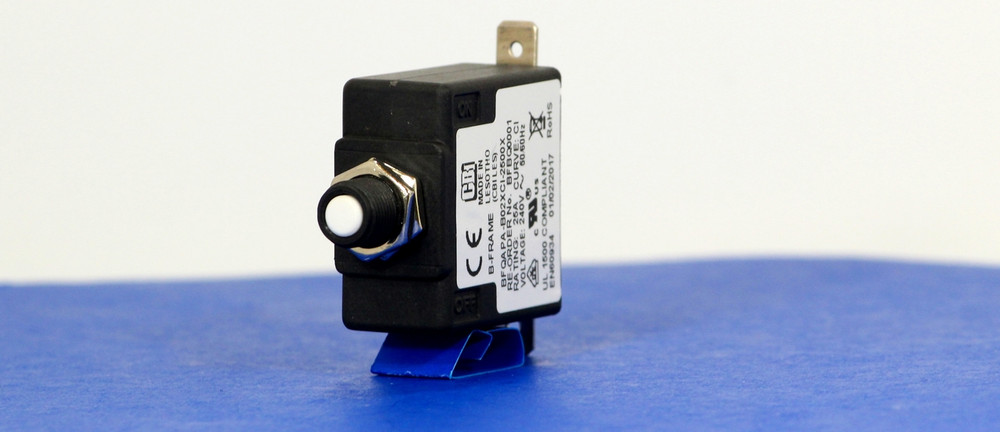 BFBQ0001 (1 Pole, 25A, 240VAC, Quick Connect, Series Trip, UL Recognized (UL 1077))