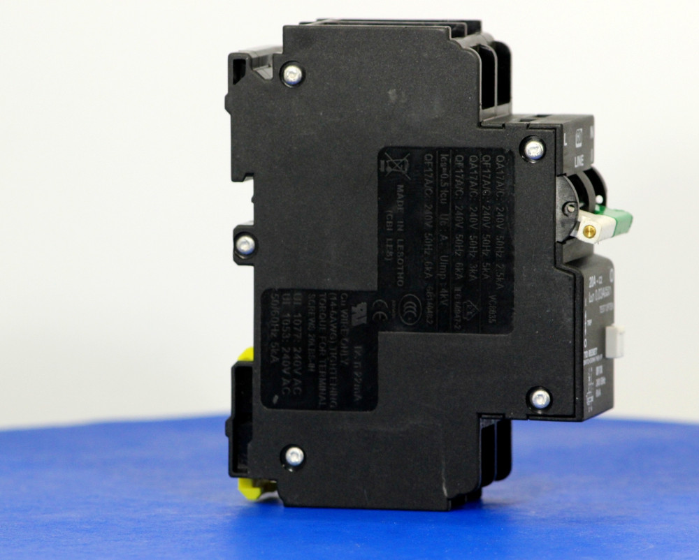 QF17A20 (1 Pole + Neutral, 20A, 240VAC, UL 1053, GFI/ Earth Leakage)
