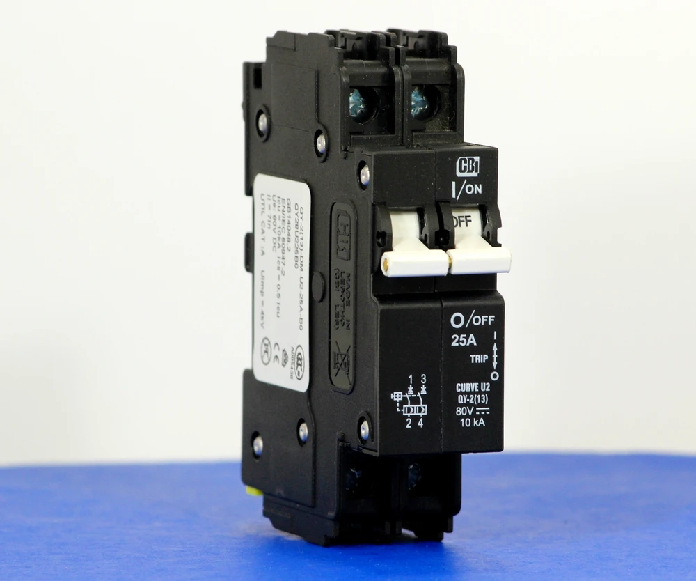 QY28U225B0 (2 Pole, 25A, 80VDC, UL Listed (UL 489))