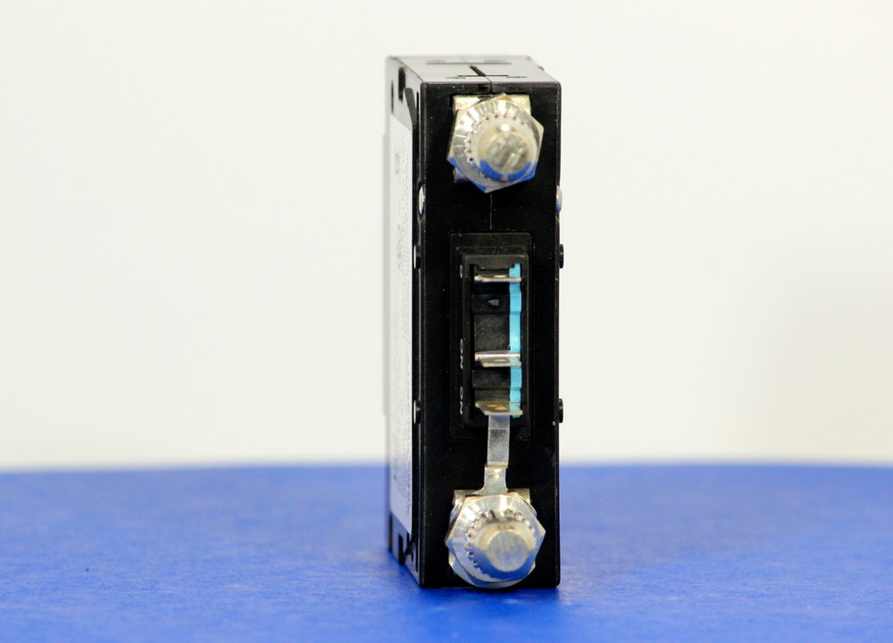 D2ALX20350 (1 Pole, 5A, 80VDC, Plug-In Terminals, Series Mid-Trip w/alarm, UL Listed (UL 489))