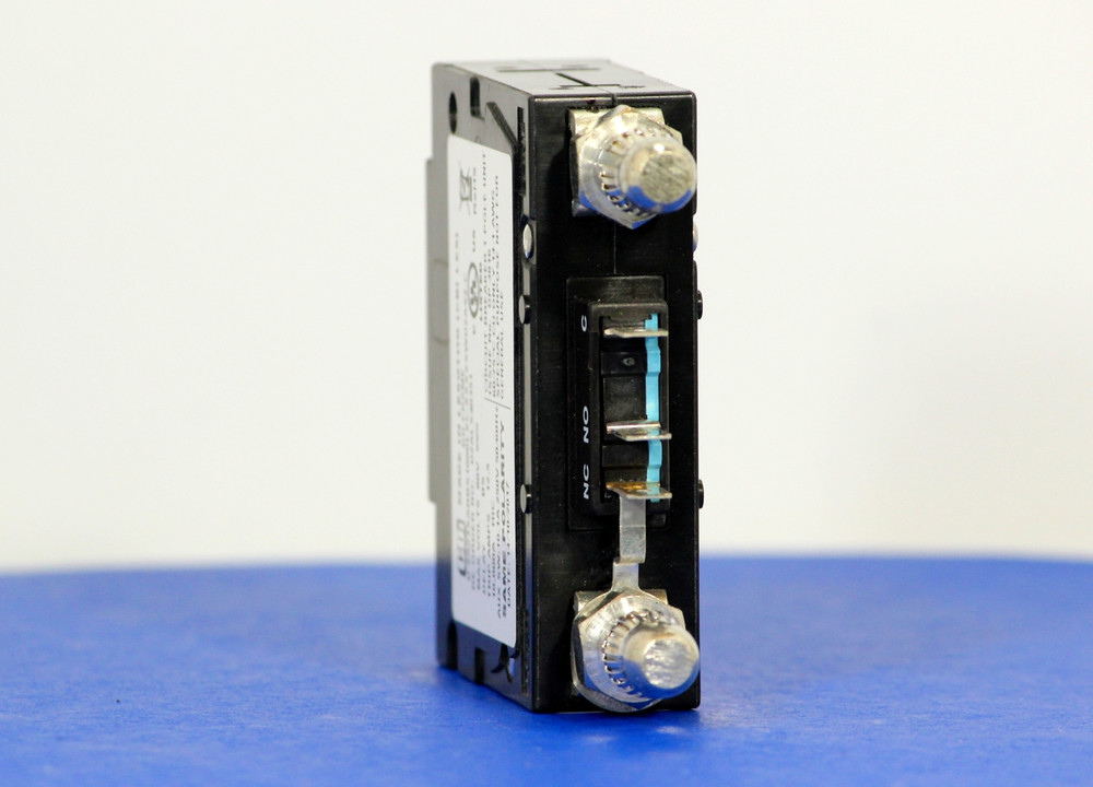 D2ALX20351 (1 Pole, 10A, 80VDC, Plug-In Terminals, Series Mid-Trip w/alarm, UL Listed (UL 489))
