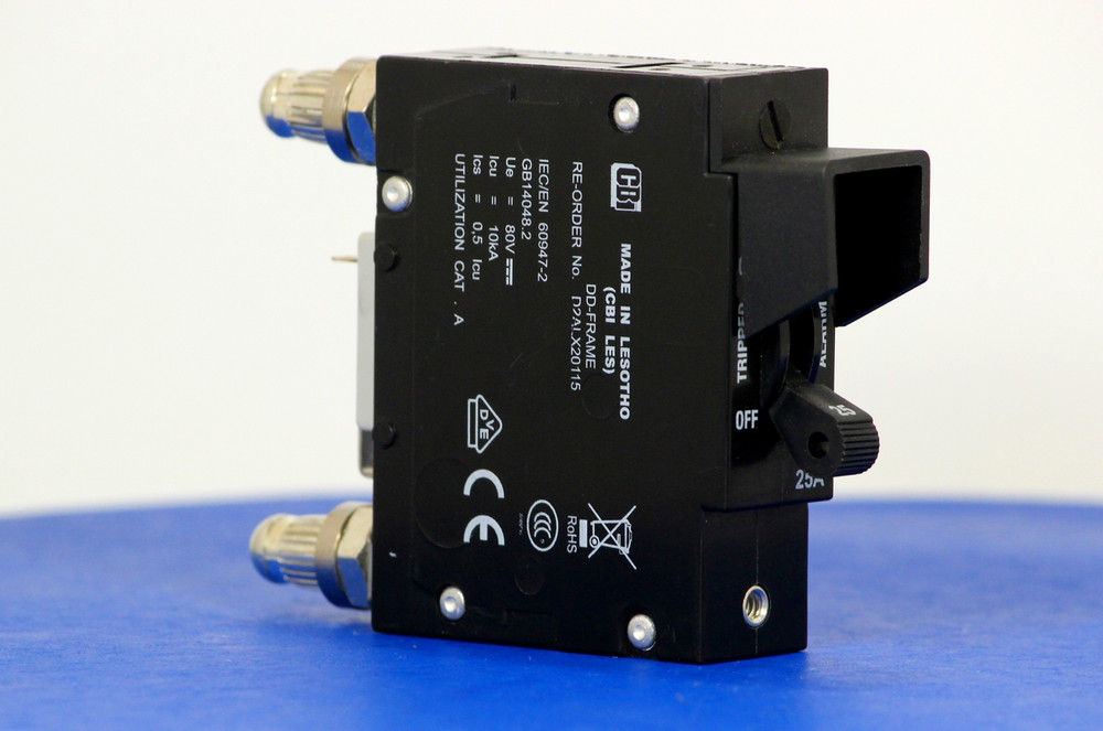 D2ALX20115 (1 Pole, 25A, 80VDC, Plug-In Terminals, Series Mid-Trip w/alarm, UL Listed (UL 489))