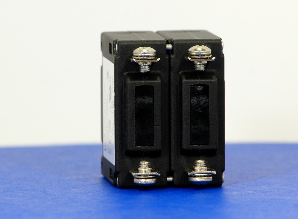 CFB310029 (2 Pole, 20A, 240VAC, Screw Terminals, Series Trip, UL Recognized (UL 1077))