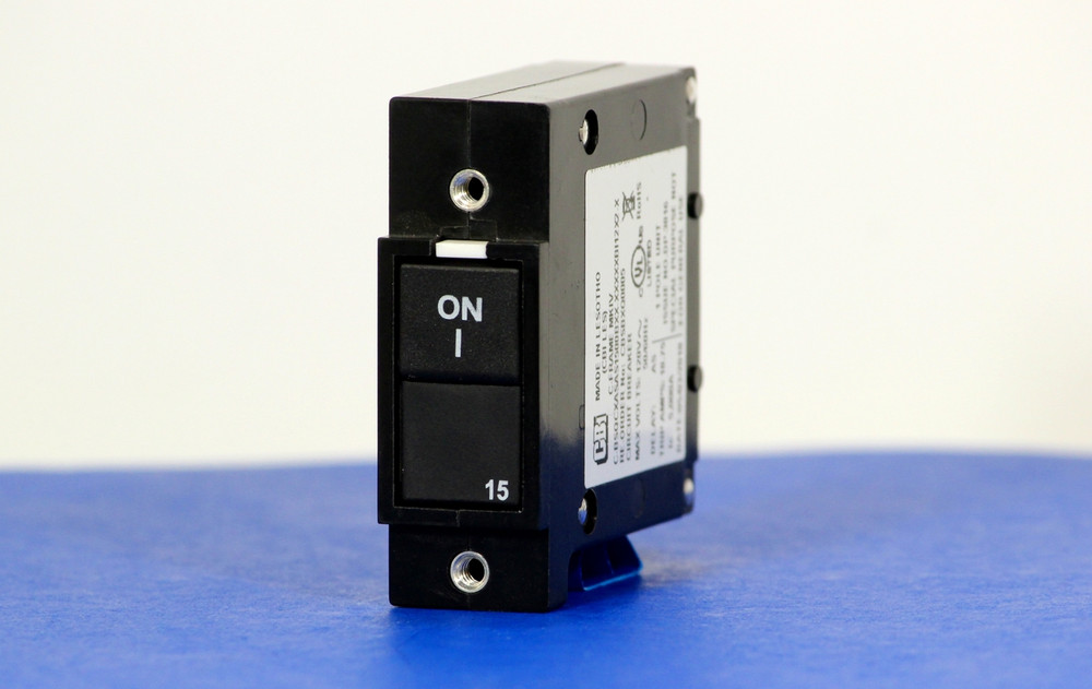 CBSBXQ0005 (1 Pole, 15A,  120VAC, Quick Connect Terminal, Series Trip, UL Listed (UL 489))