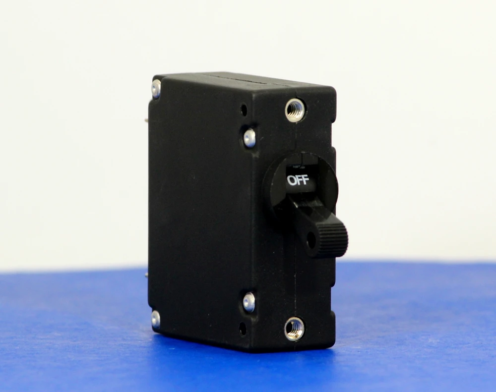 CA2BXA0100 (1 Pole, 18A, 65VDC/240VAC, Screw Terminal, Series Trip, UL Recognized (UL 1077))