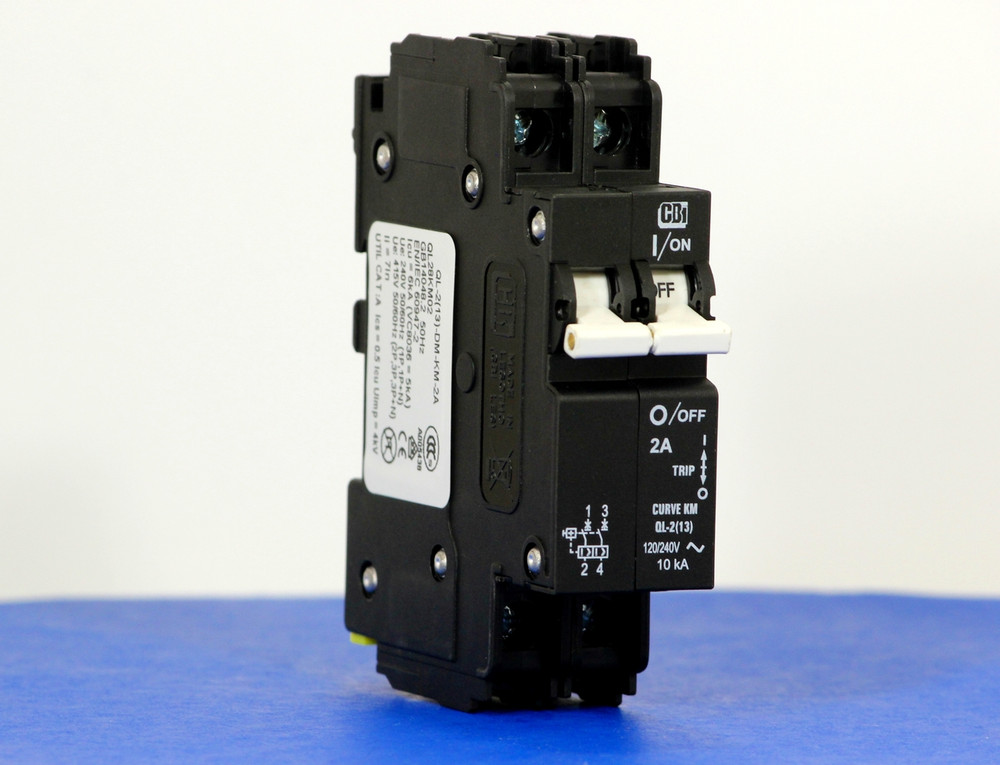 QL28KM02 (2 Pole, 2A, 120/240VAC; 240VAC, UL Listed (UL 489))