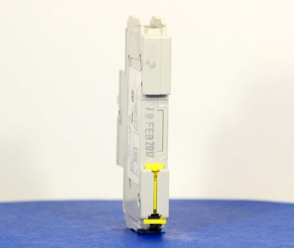 QZD18202 (1 Pole, 2A, 277VAC, UL Recognized (UL 1077))