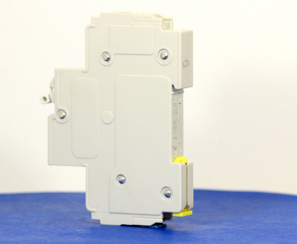 QZD18206 (1 Pole, 6A, 277VAC, UL Recognized (UL 1077))