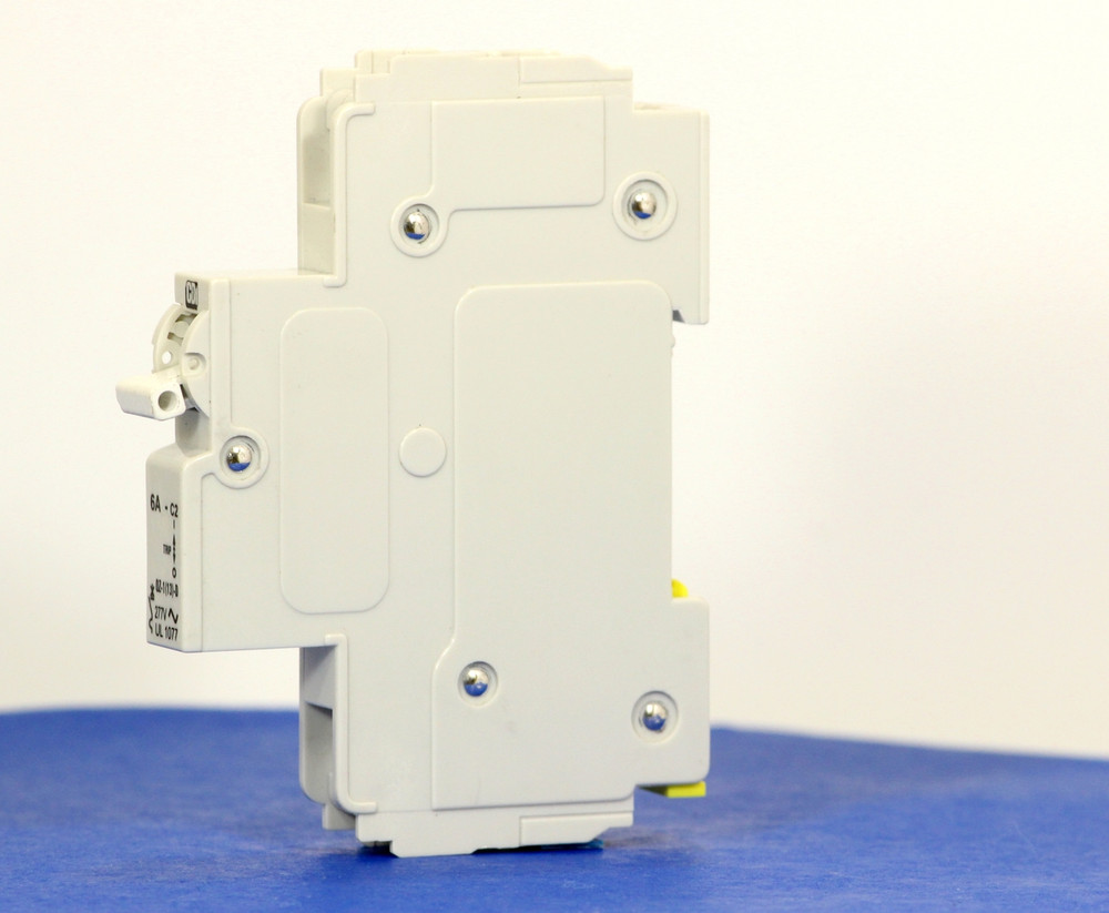 QZD18206 (1 Pole, 6A, 277VAC, UL Recognized (UL 1077))