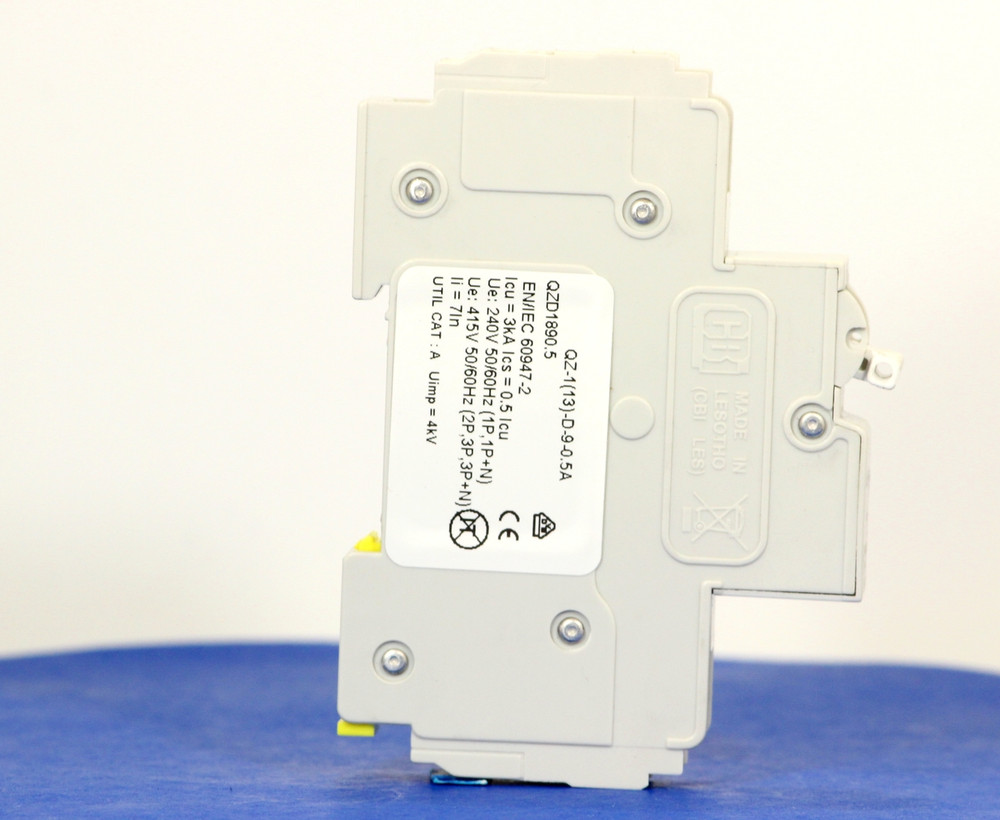 QZD1890.5 (1 Pole, 0.5A, 277VAC, UL Recognized (UL 1077))