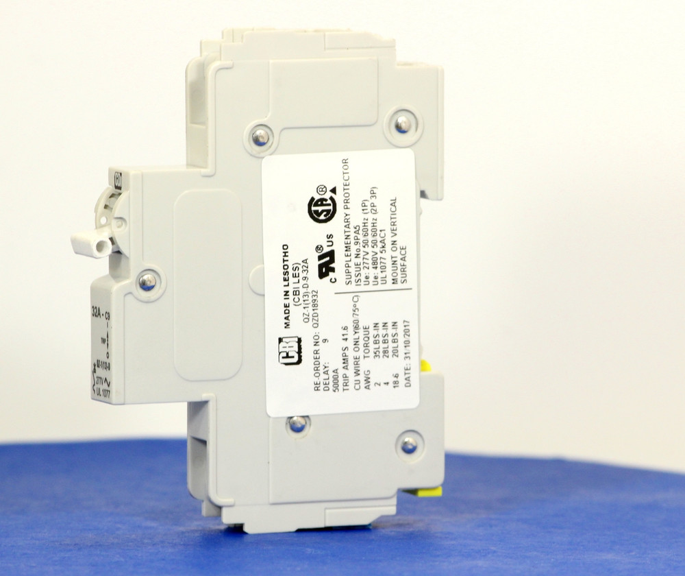 QZD18932 (1 Pole, 32A, 277VAC, UL Recognized (UL 1077))