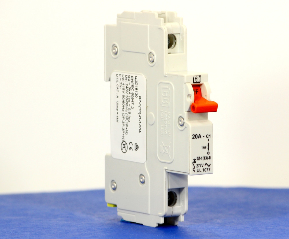QZD18120 (1 Pole, 20A, 277VAC, UL Recognized (UL 1077))