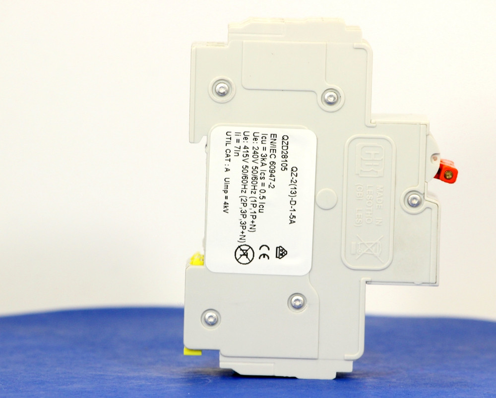 QZD28105 (2 Pole, 5A, 277/480VAC, UL Recognized (UL 1077))