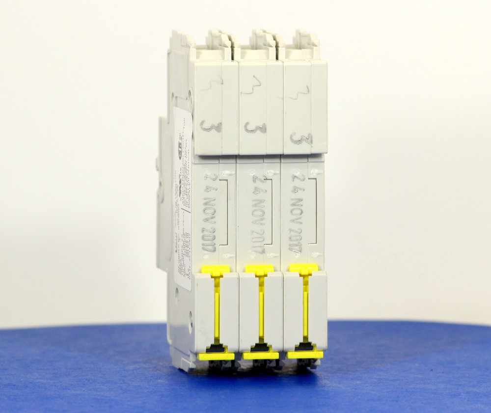 QZD38203 (3 Pole, 3A, 277/480VAC, UL Recognized (UL 1077))