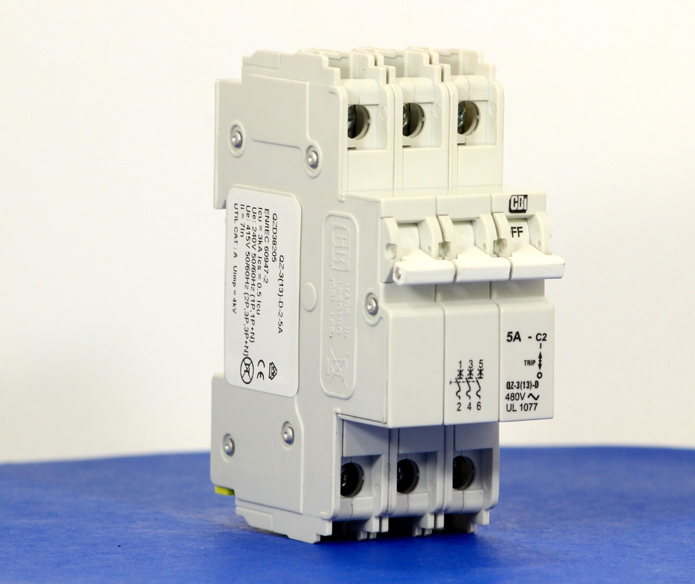 QZD38205 (3 Pole, 5A, 277/480VAC, UL Recognized (UL 1077))