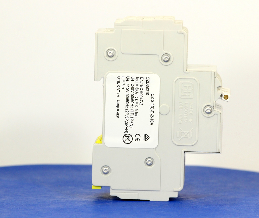 QZD38210 (3 Pole, 10A, 277/480VAC, UL Recognized (UL 1077))