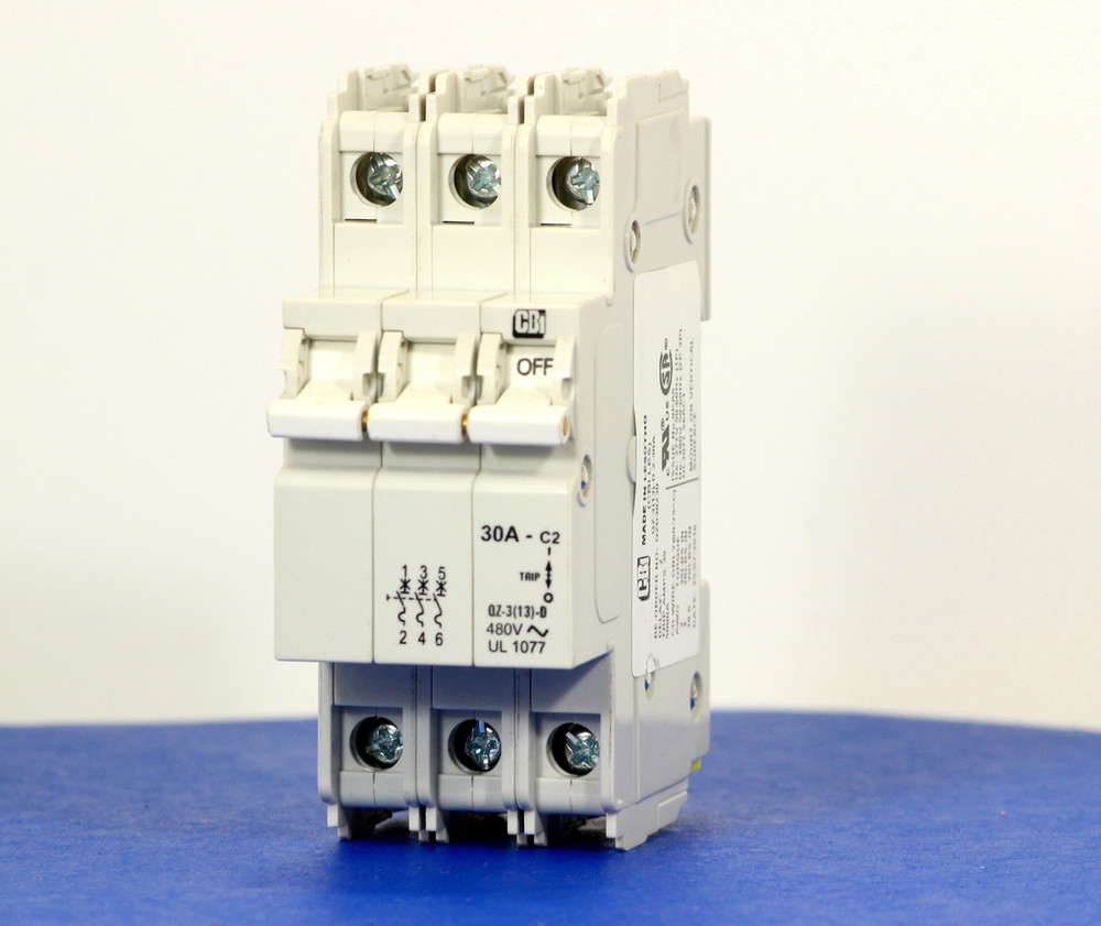 QZD38230 (3 Pole, 30A, 277/480VAC, UL Recognized (UL 1077))